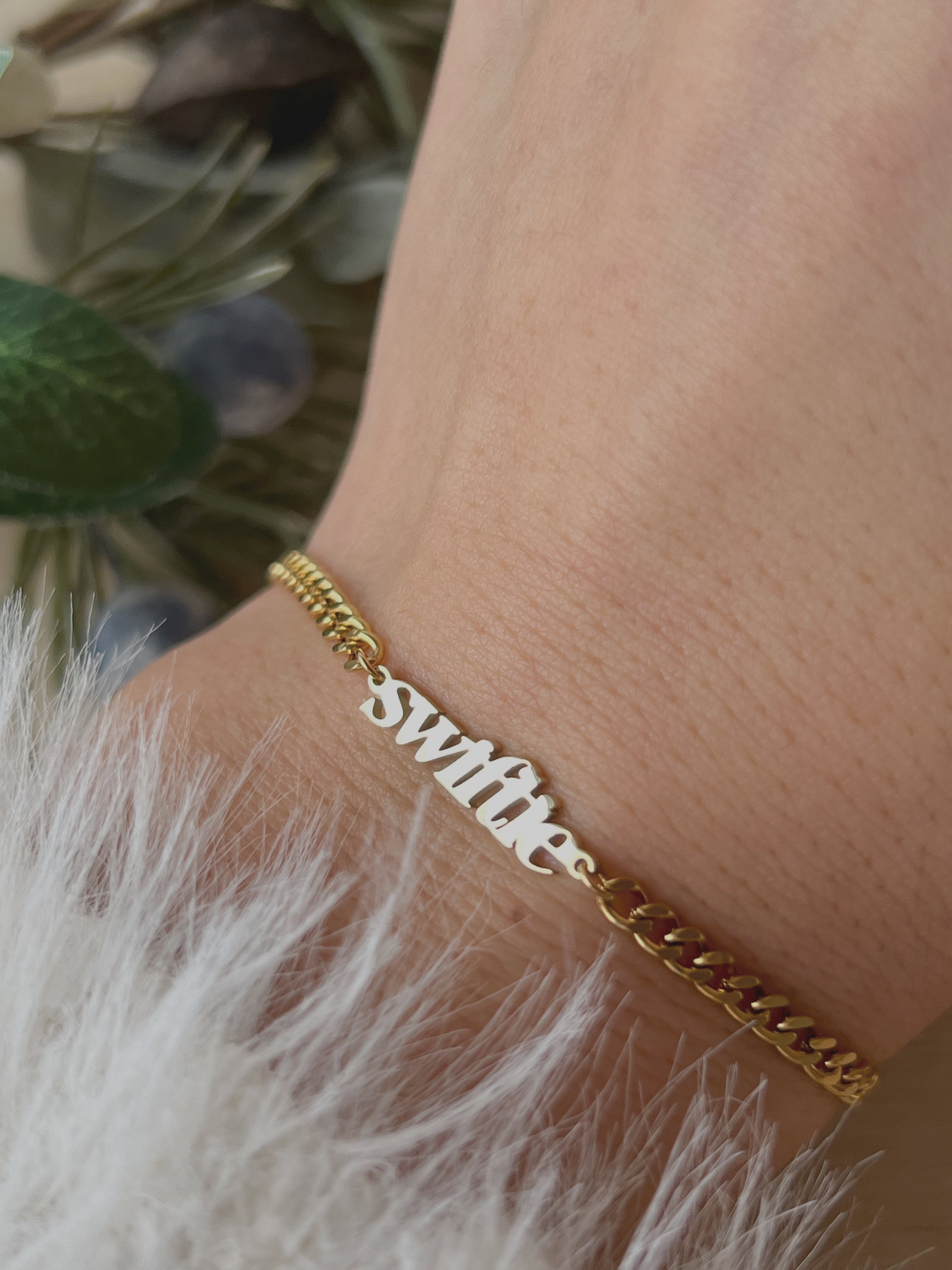 Swiftie-Armband