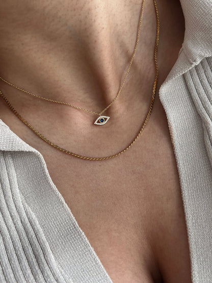 Halskette mit bösem Blick