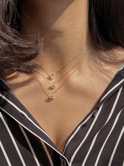 Halskette mit bösem Blick