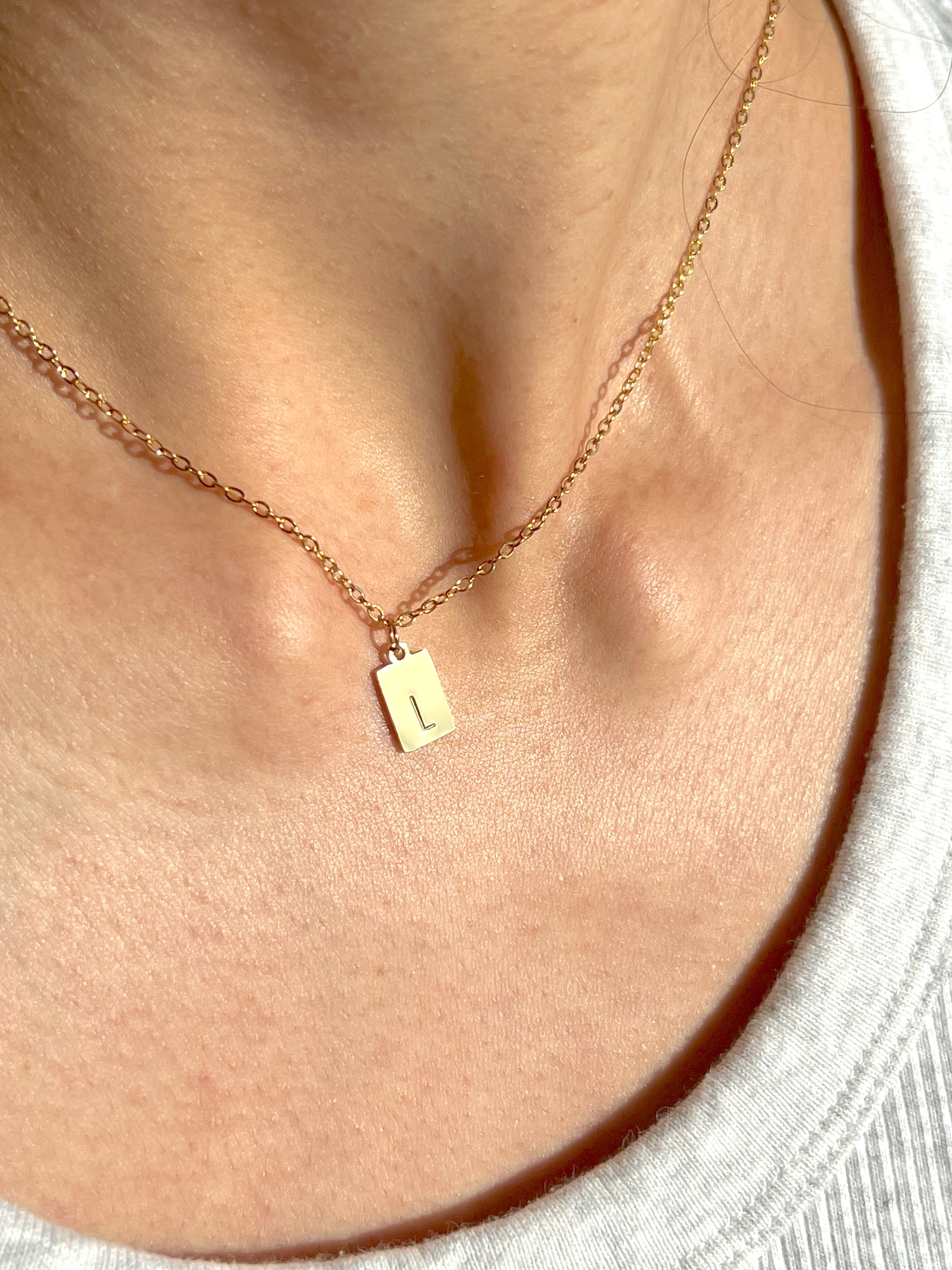 Zierliche Initialenkette