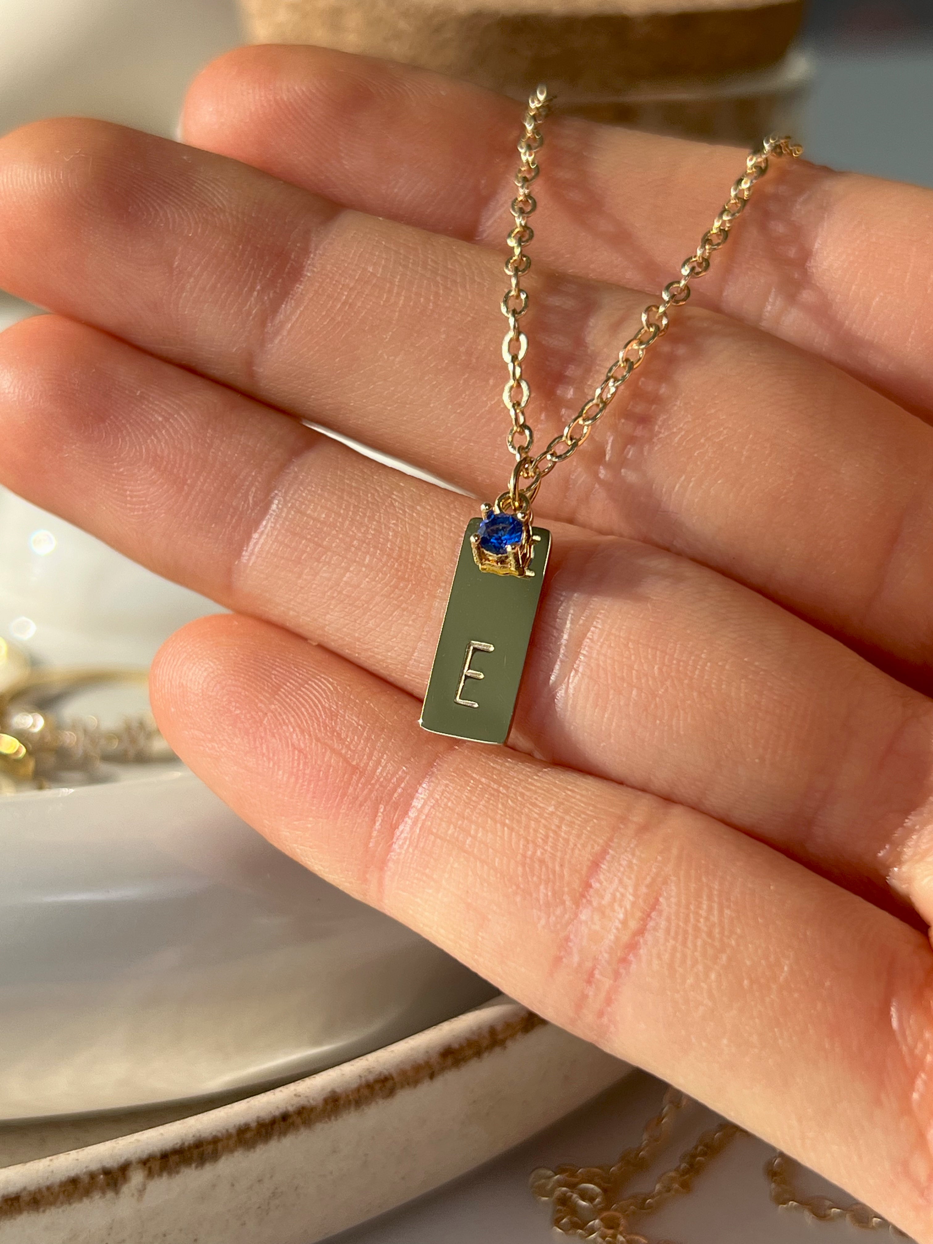 Zierliche Initialenkette
